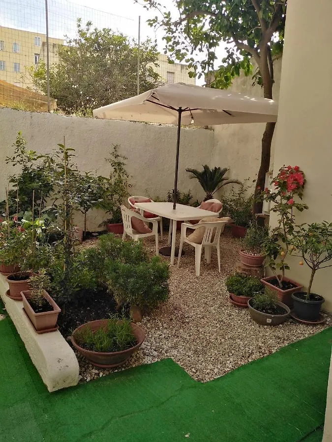 公寓 Flowered House With Garden 阿尔盖罗